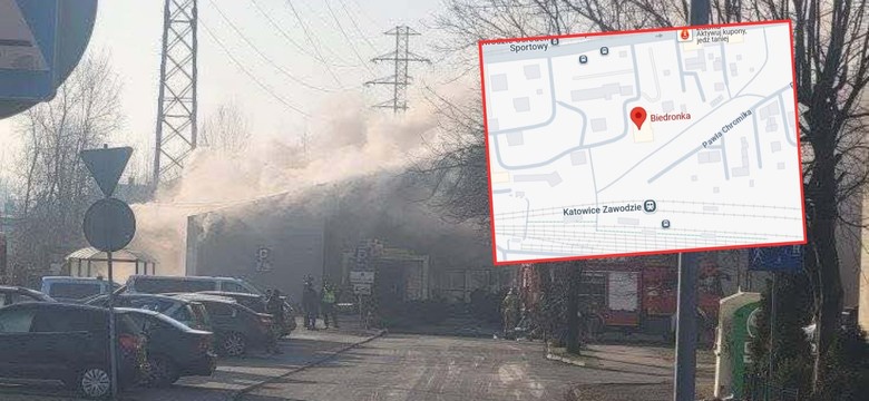 Potężny pożar w Katowicach. Płonie sklep Biedronka, w akcji 12 zastępów straży pożarnej