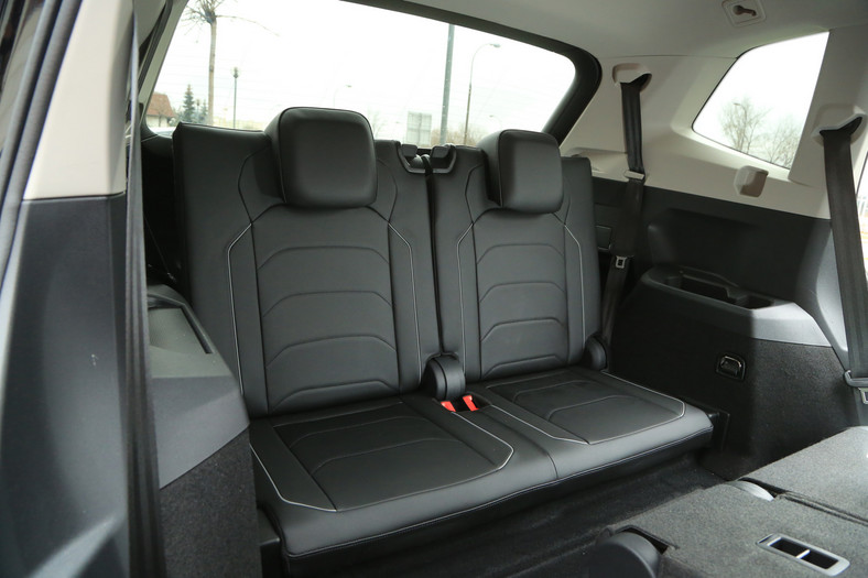 14. Volkswagen Tiguan Allspace – cena od 113 590 zł. Dopłata do wersji 7-miejscowej wynosi od 2020 do 3150 zł.