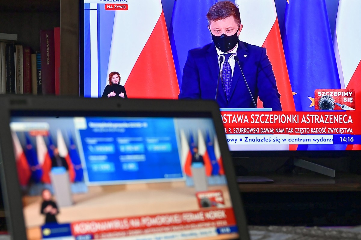 Szef KPRM Michał Dworczyk