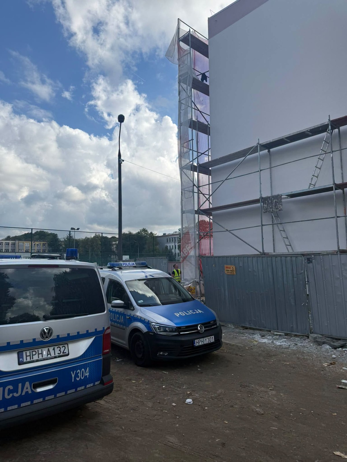 Mężczyzna zginął podczas prac budowlanych na terenie szkoły w Siedlcach