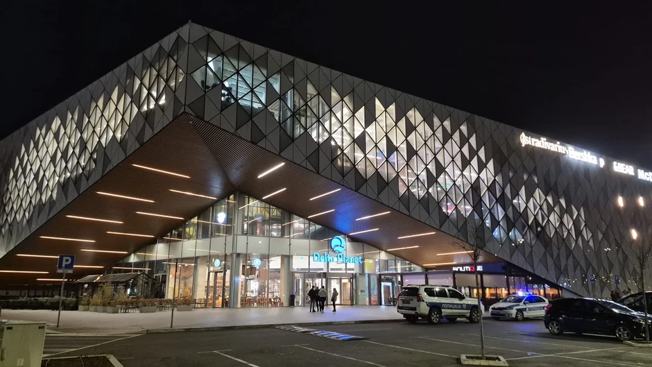 Dojava o bombi Tržni centar Delta Planet u Nišu