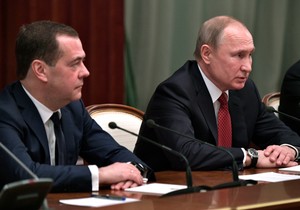 Vladimir Putin, Dmitrij Medvedev