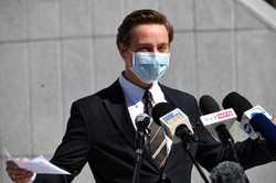 Bosak uderza w Grodzkiego: Przez zwłokę Senatu tysiące przedsiębiorców poniosło szkody