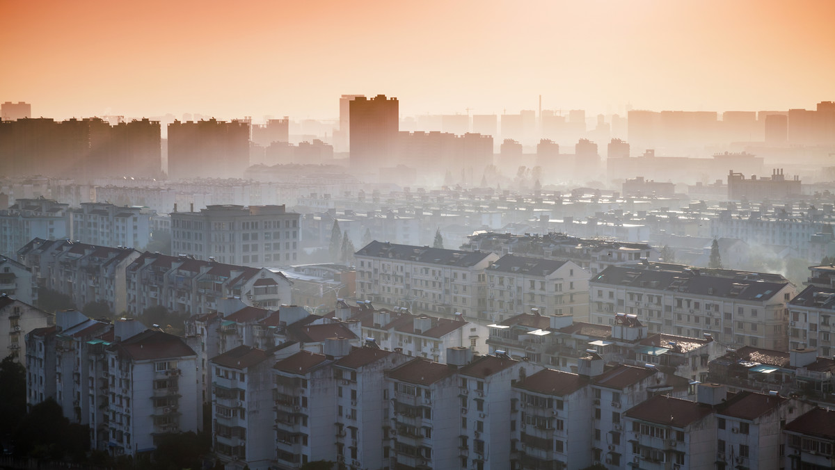 Ministrowie państw UE odpowiedzialni za środowisko przyjęli dziś wspólne stanowisko ws. reformy unijnego systemu pozwoleń na emisje CO2 (EU - ETS). Polska w grupie dziewięciu krajów UE sprzeciwiła się, ale nie udało się zablokować prac.