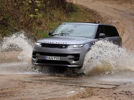 Range Rover Sport – nie boi się wody ani błota