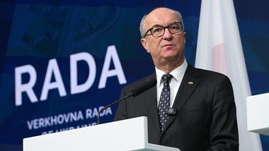 "my, polacy, naród na 123 lata zmazany z map europy...". mocne słowa czarzastego w kijowie