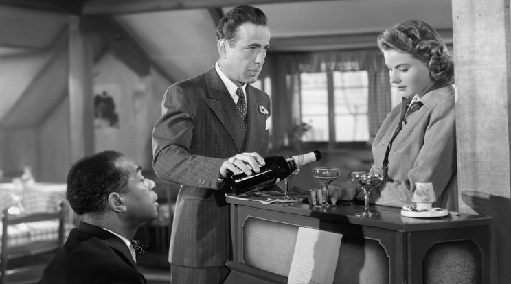 A stábtagok szerint Humphrey Bogart nemcsak a kellékitalokat töltögette a Casablanca forgatásán / Fotó: Profimedia