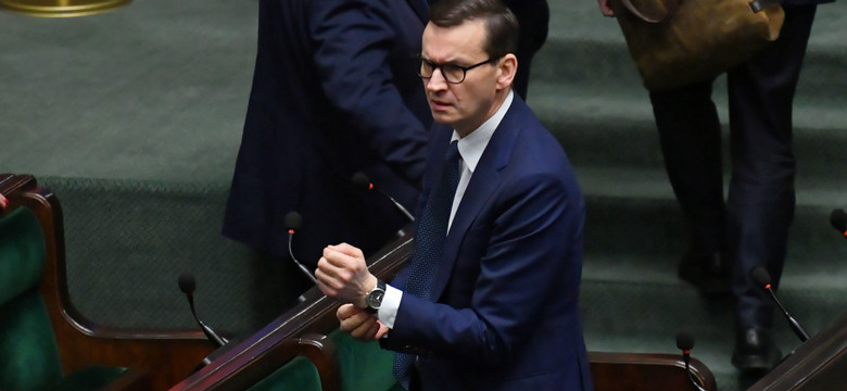 55 tys. zł zarobków dla kontrolerów. Morawiecki: To bardzo dobra propozycja