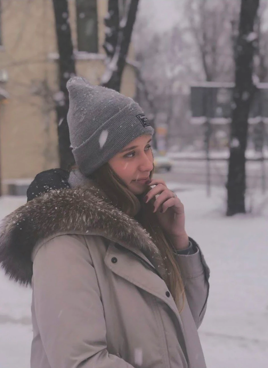 Luiza Rozova sada navodno radi kao menadžerka u umetničkoj galeriji u Parizu