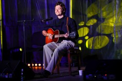 Gitara jako łagodny oręż. Tomek Ziętek "Some Old Songs" [RECENZJA]