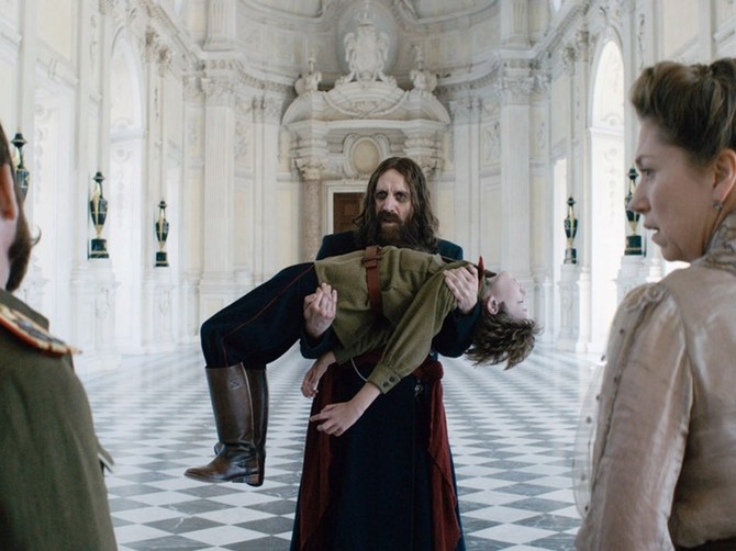 Branka Katić u filmu "The King's Man"