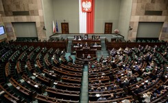Sejm debatuje nad projektem nowej ustawy o TK. PiS: Projekt kończy okres niepewności prawnej