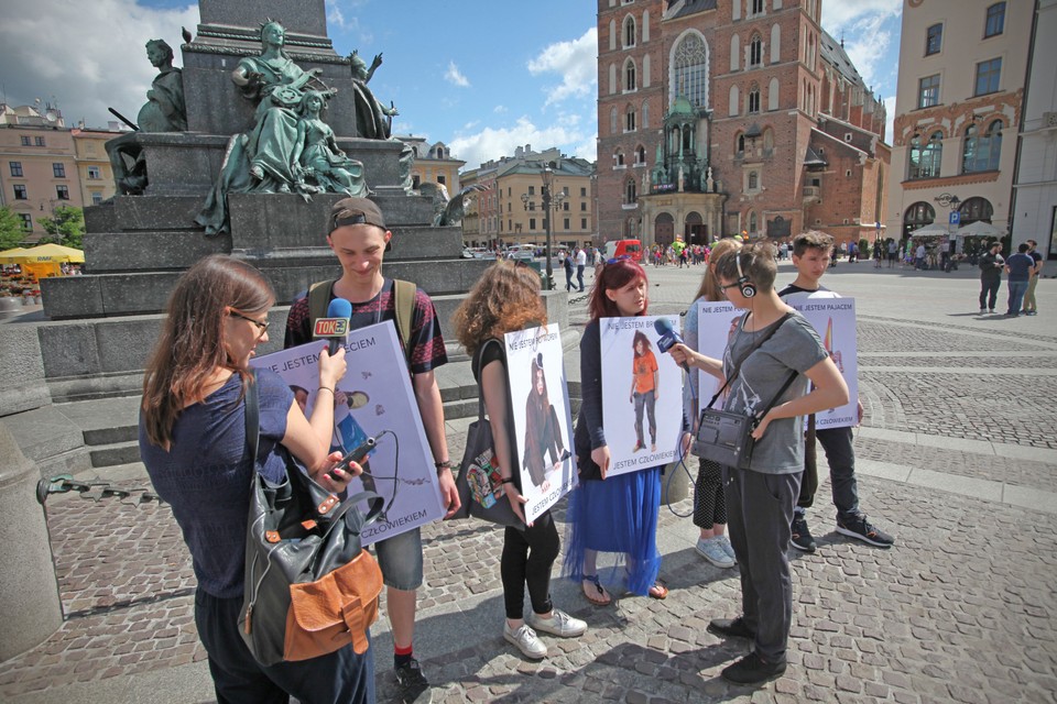 "STOP hejtowi, Jestem człowiekiem"