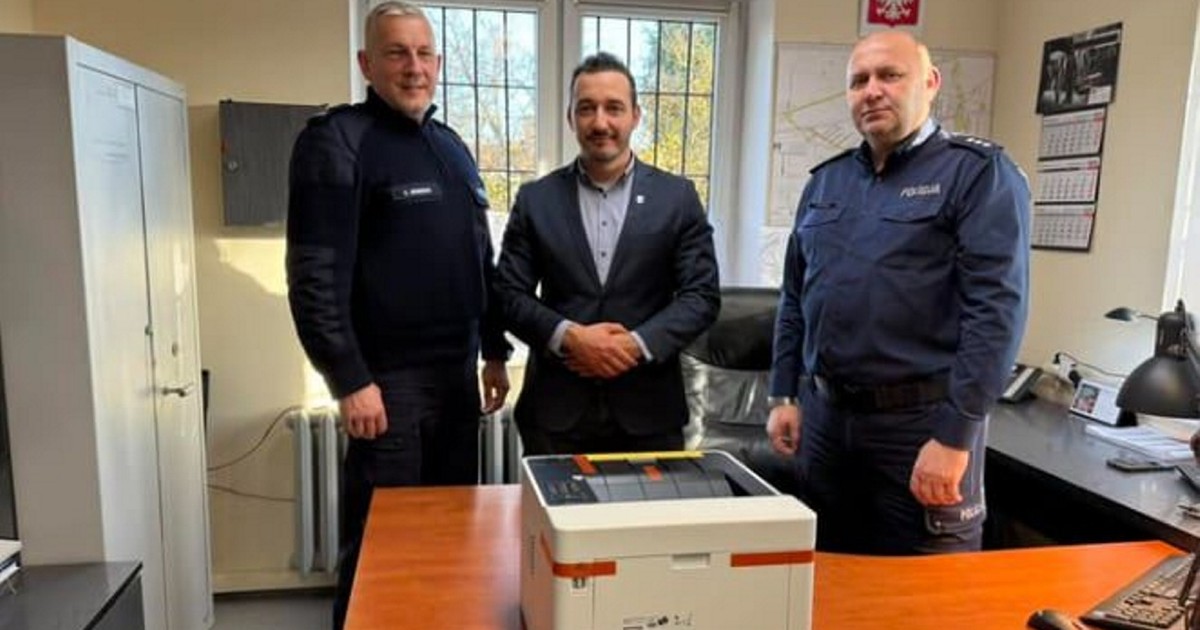 Po tym wpisie z policji w Trzemesznie śmieje się pół Polski. "Wyszło niezręcznie"