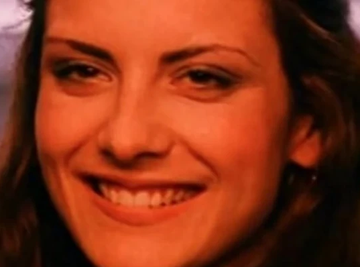Oduševila vas je u filmu "Mrtav ladan", OŠIŠALA SE NA KRATKO, pa rodila dvoje dece: Evo kako izgleda u 46. godini 