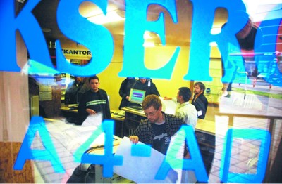 Studenci, do książek! Nauka później, najpierw kopiowanie