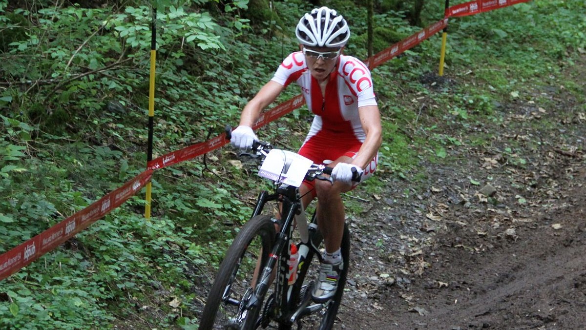 Maja Włoszczowska, zawodniczka CCC Polkowice, uległa groźnej kontuzji w trakcie przedolimpijskiego zgrupowania w Livigno (Włochy). Jak nieoficjalnie udało się dowiedzieć Onetowi, wicemistrzyni olimpijska z Pekinu doznała urazu stawu skokowego i kości śródstopia. Polka jest już po zabiegu i ma usztywnioną prawą stopę.