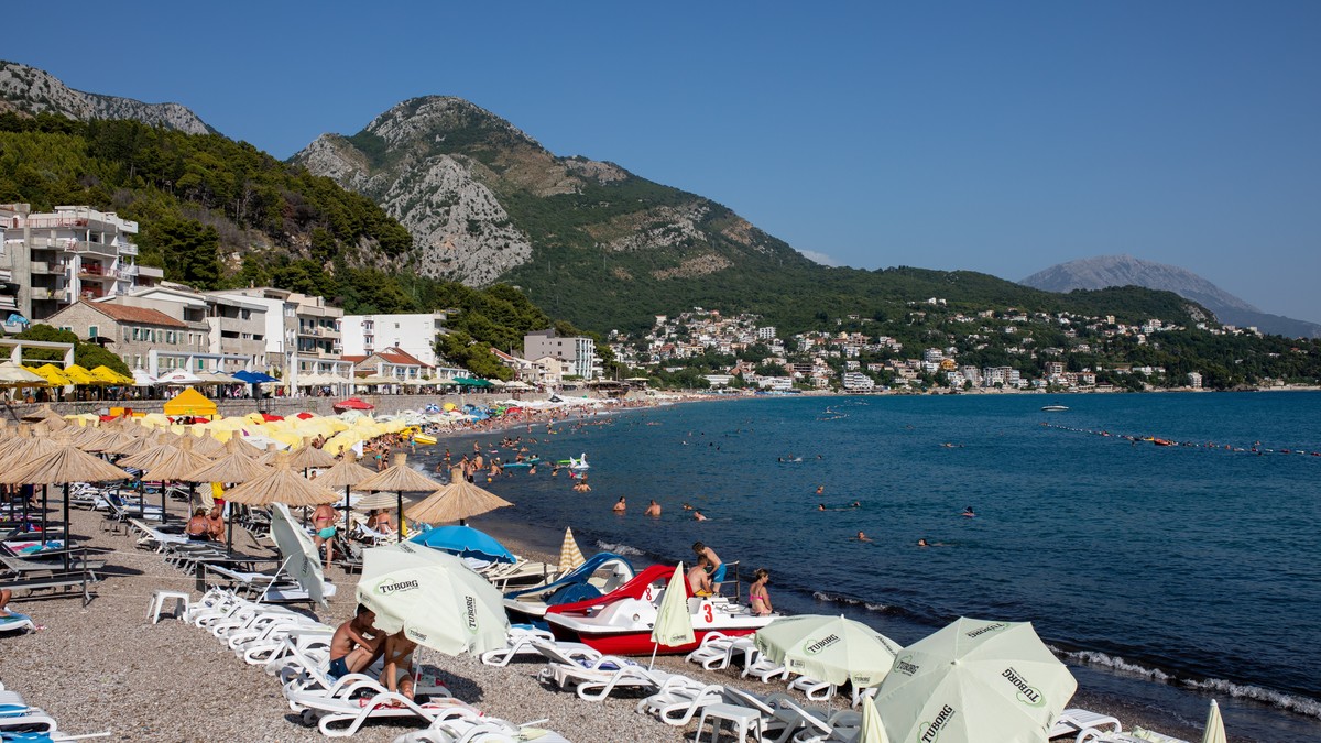 Sutomore