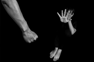 Przestępstwo z użyciem przemocy oznacza też przemoc psychiczną. SN wydał uchwałę