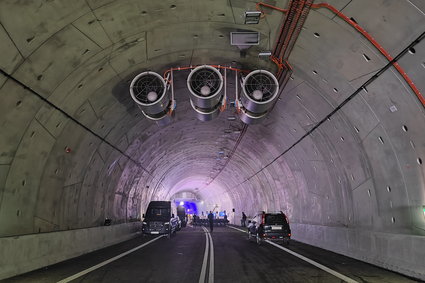 Tunel w Świnoujściu tuż przed otwarciem. Ponad 100 kamer czeka na kierowców