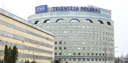 Atmosfera w TVP gęstnieje. Dwóch ważnych pracowników chce się "ewakuować"? "Lepsze niż zwolnienie"