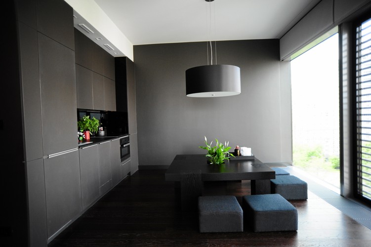 Pierwsze wykończone apartamenty mają zostać oddane do użytku w pierwszym kwartale 2014 roku.