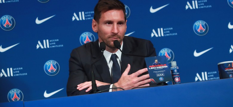 Messi powitany w PSG. Jaka przyszłość Mbappe?