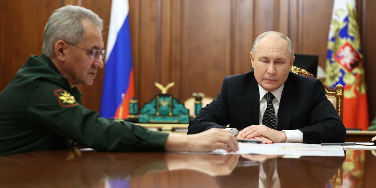 Siergiej Szojgu i Władimir Putin.