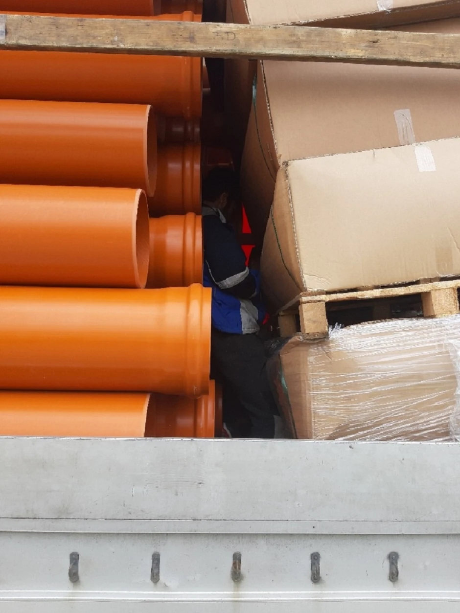 Sakriveni migranti nisu promakli oku carinika na prelazu Batrovci 