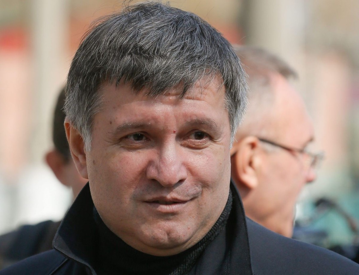 Skandal z przejazdem szefa MSW Arsena Awakowa