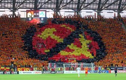 Kibice Omonii wyzywali Polaków od nazistów. WIDEO