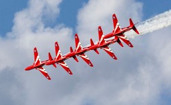 Największe pokazy lotnicze w Polsce. Na imprezie można było zobaczyć ponad 100 maszyn