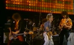 Historia jednego przeboju. 'Tańcz, głupia, tańcz' to nie tylko opowieść o PRL-u [WIDEO]