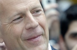 Bruce Willis w filmie o geniuszach