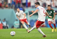 Lewandowski wykonał '11' inaczej niż zwykle. Tłumaczy dlaczego [WIDEO]