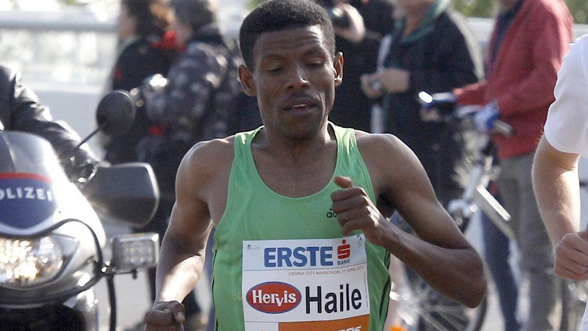 Etiopczyk Haile Gebrselassie wygrał w niedzielę w Manchsterze bieg uliczny na 10 km.