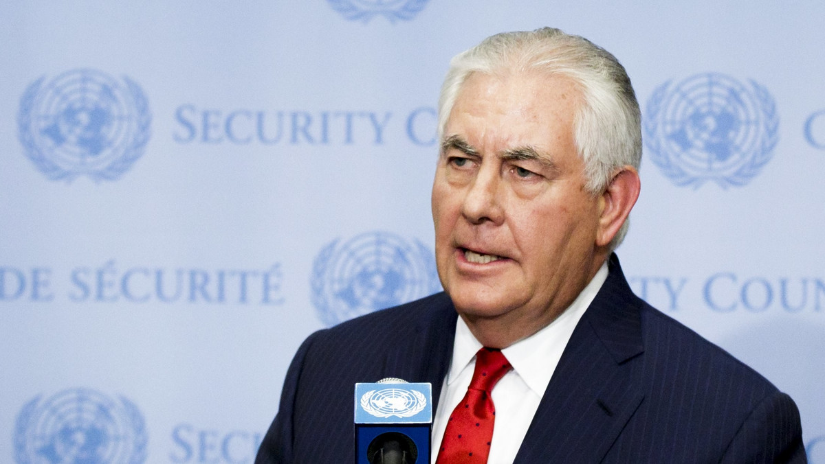 Musi nastąpić "trwałe zaprzestanie groźnego zachowania ze strony Korei Północnej", zanim dojdzie do jakichkolwiek rozmów między Waszyngtonem a Pjongjangiem - oświadczył na posiedzeniu Rady Bezpieczeństwa ONZ sekretarz stanu USA Rex Tillerson.