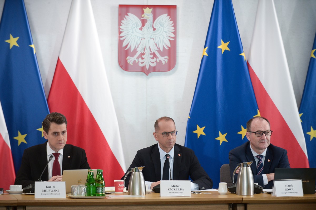 Afera wizowa. Wiceminister SZ naciskał na konsula w sprawie wiz dla Hindusów