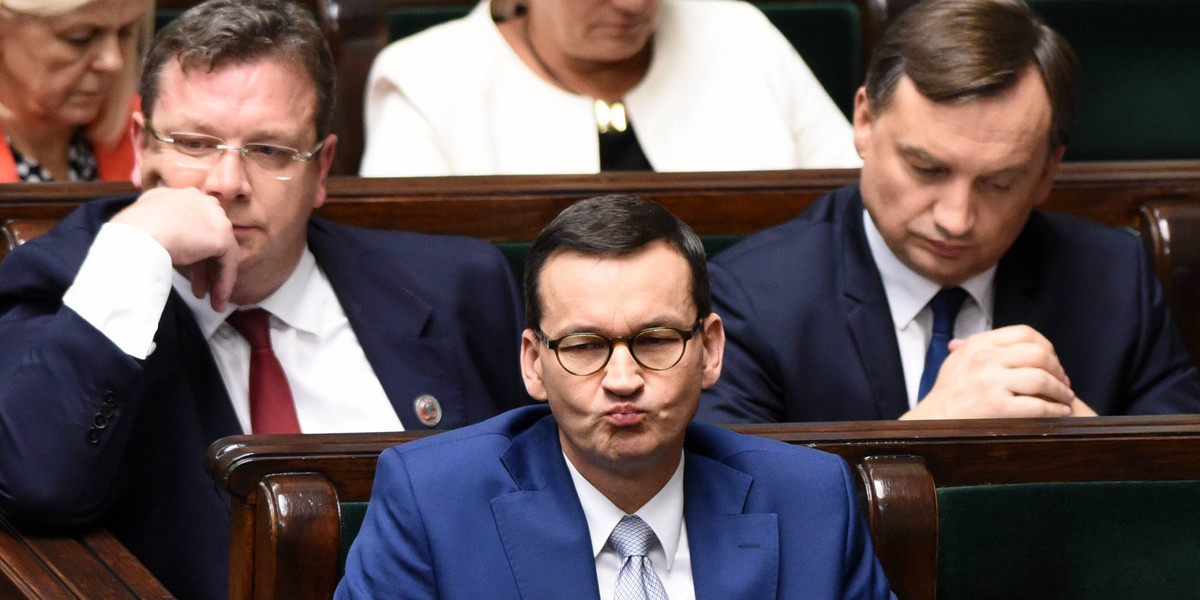 Z sondażu wynika, na jakie działania rządu Mateusza Morawieckiego czekają Polacy.