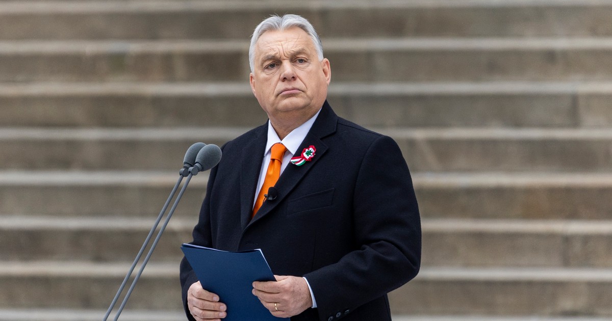 Orbán Viktor bejelentést tett a telekommunikációs szolgáltatók árairól