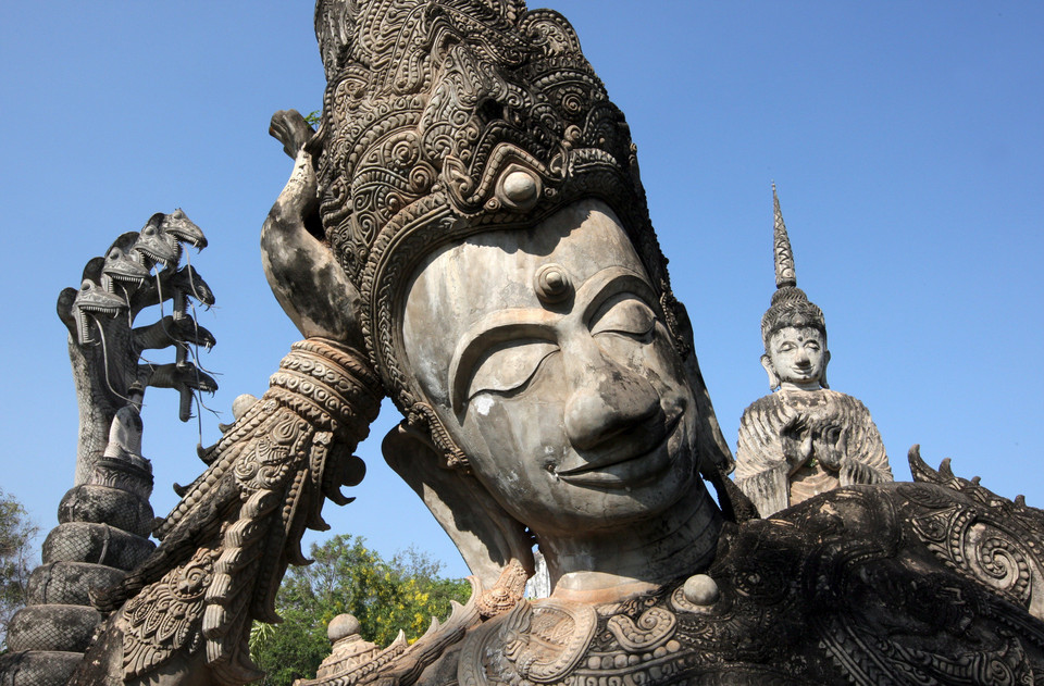 THAILAND CEMENT SCULPTURE PARK