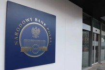 Kiedy raty kredytów będą niższe? Jest nowa prognoza ws. stóp procentowych 