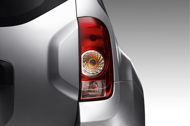 Kierowca dostanie do wyboru odmianę z napędem na jedną oś lub 4x4