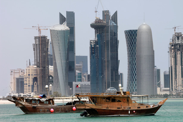 Dźwigi w dzielnicy West Bay, w stolicy Kataru - Dausze (Doha)