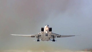 Rosja: 'Grupowe uderzenie powietrzne' na obiekty islamistów w Syrii