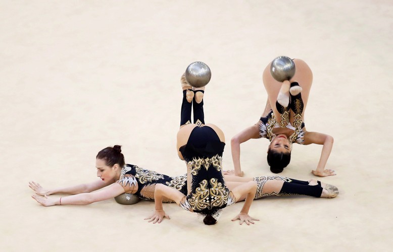 Gimnastyczki rywalizują o medale ME. W Guadalajarze jest efektownie i pięknie