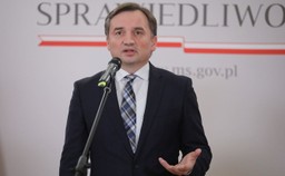 "Decyzję premiera uważamy za błędną". Solidarna Polska zapowiada zaskarżenie rozporządzenia o praworządności