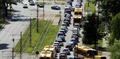 Protest kierowców w Łodzi. Zablokują urzędników magistratu