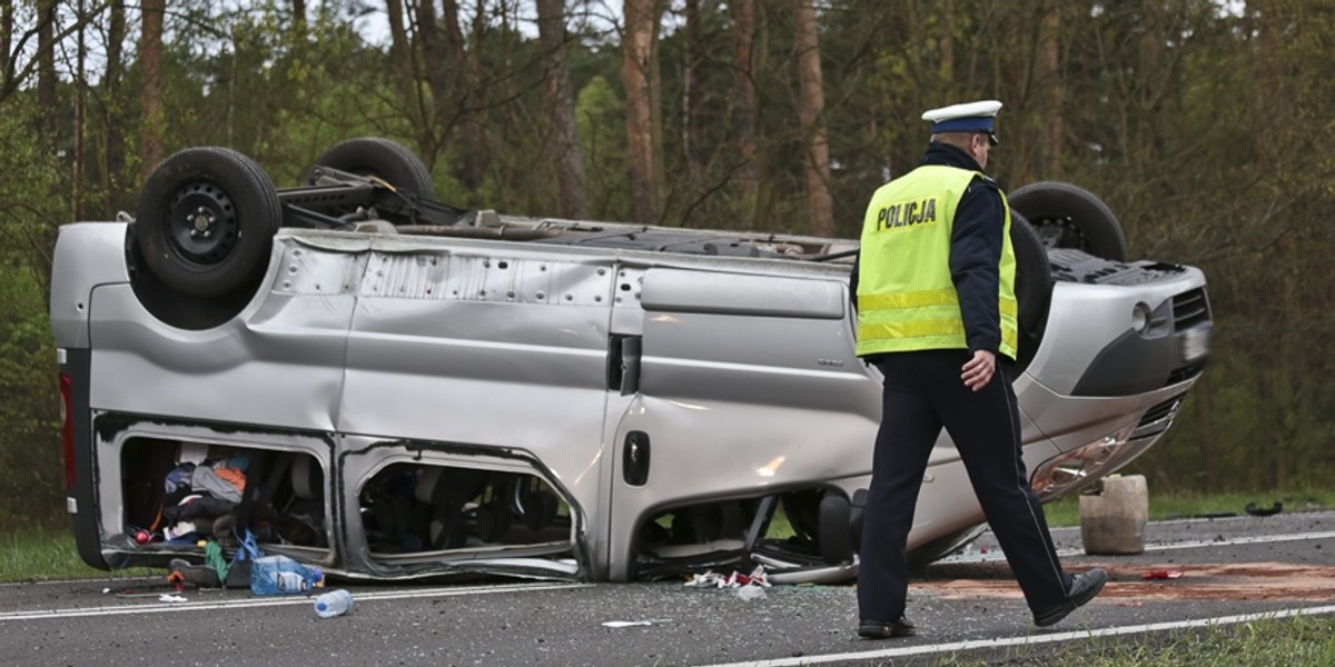 Wypadek busa pod Zielona Górą