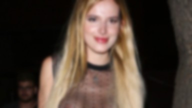 Bella Thorne paraduje po ulicy prawie nago